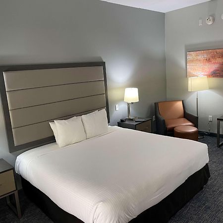 Best Western Plus Mcallen Airport Hotel Екстериор снимка