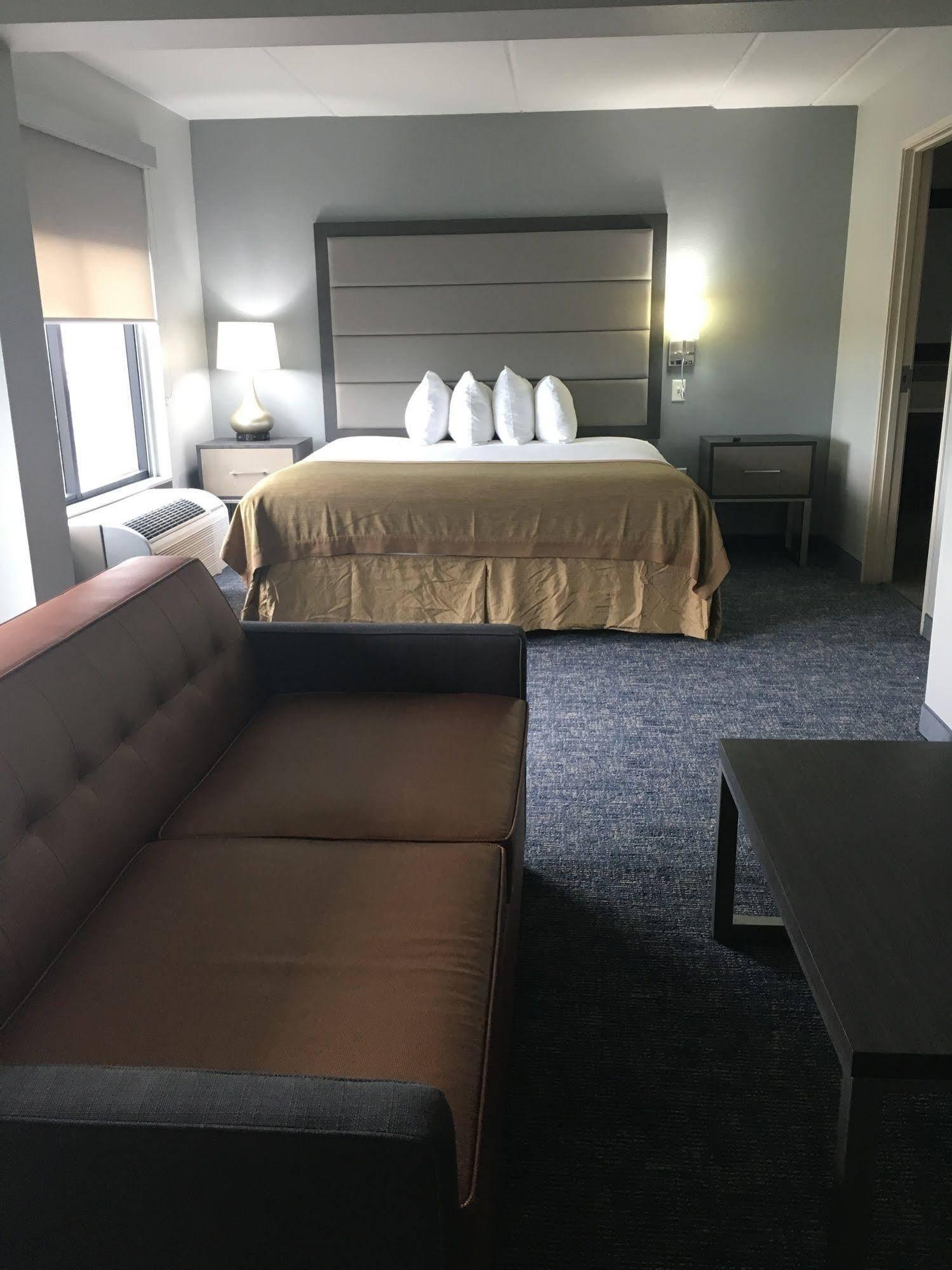 Best Western Plus Mcallen Airport Hotel Екстериор снимка